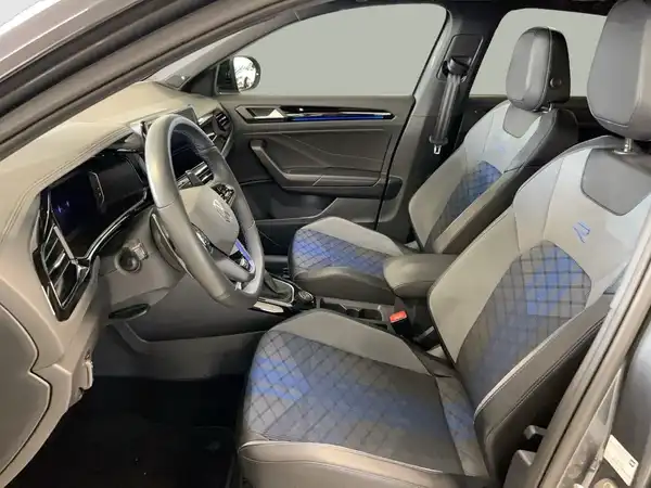 VW T-ROC (8/18)