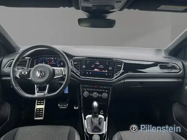 VW T-ROC (8/15)
