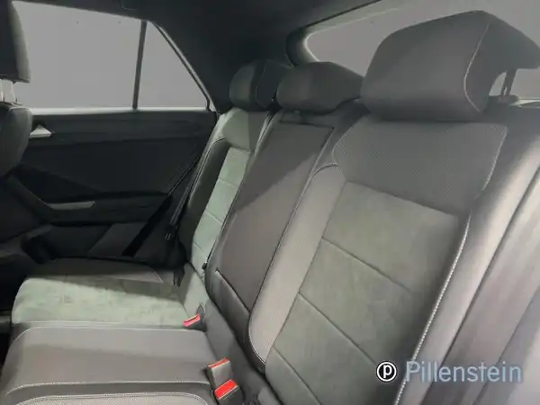 VW T-ROC (15/16)