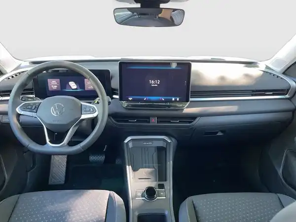 VW T-ROC (11/15)
