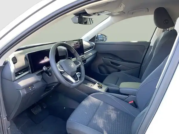 VW T-ROC (9/15)
