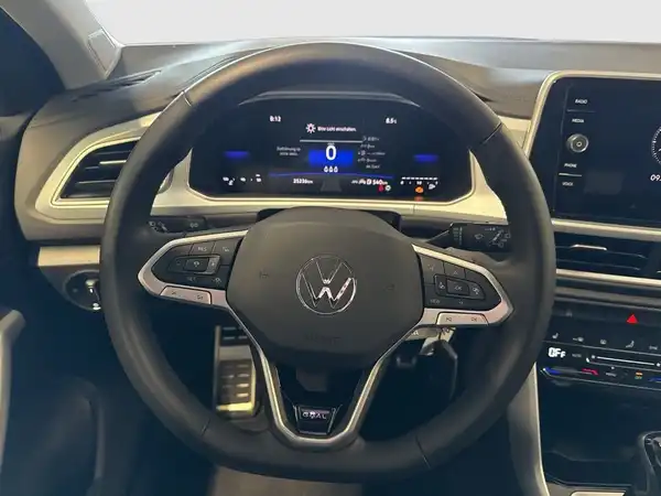 VW T-ROC (17/19)