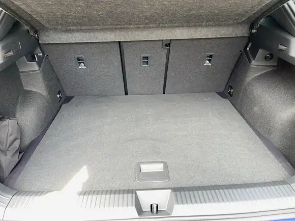 VW T-ROC (11/21)