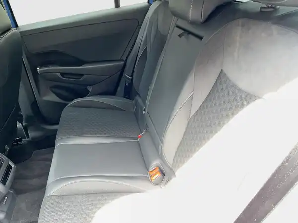 VW T-ROC (10/21)