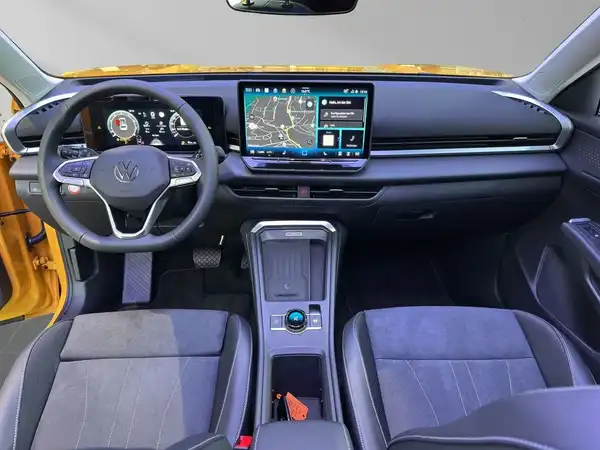 VW T-ROC (13/18)