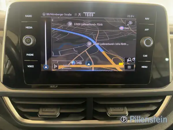 VW T-ROC (12/16)