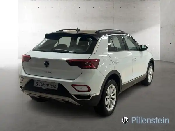 VW T-ROC (4/16)