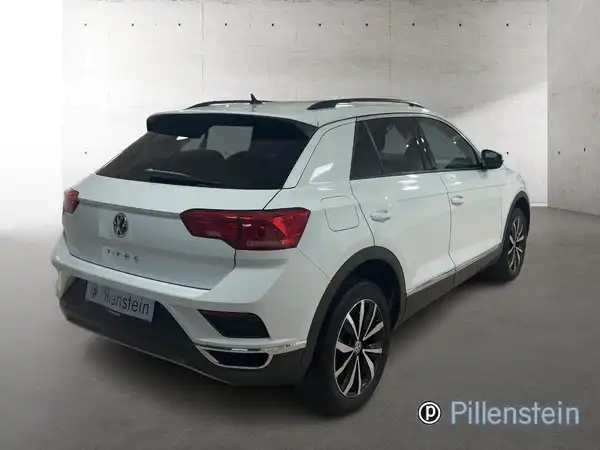 VW T-ROC (4/16)