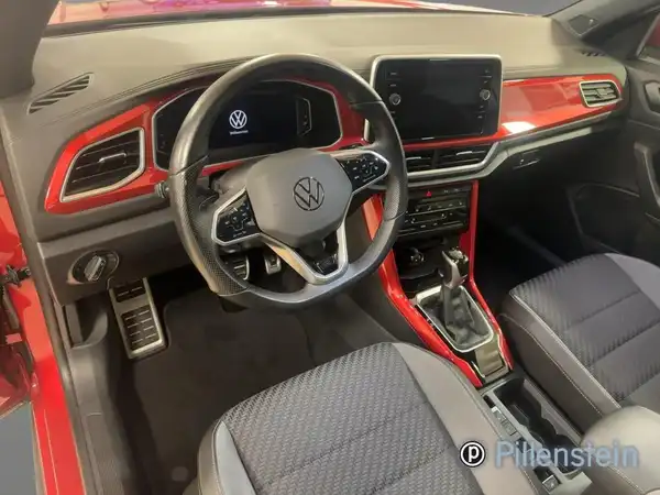 VW T-ROC CABRIOLET (8/17)