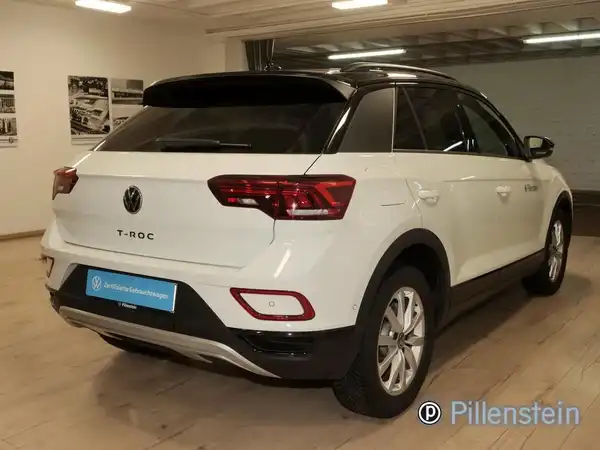 VW T-ROC (2/11)