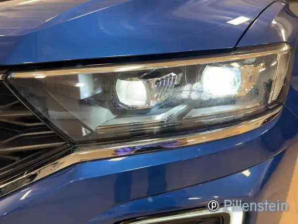 VW T-ROC (14/16)