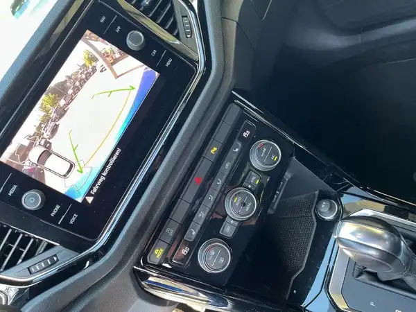 VW T-ROC (21/22)