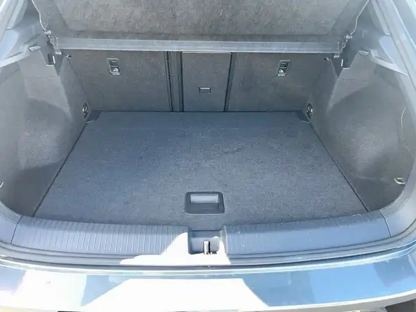 VW T-ROC (14/18)