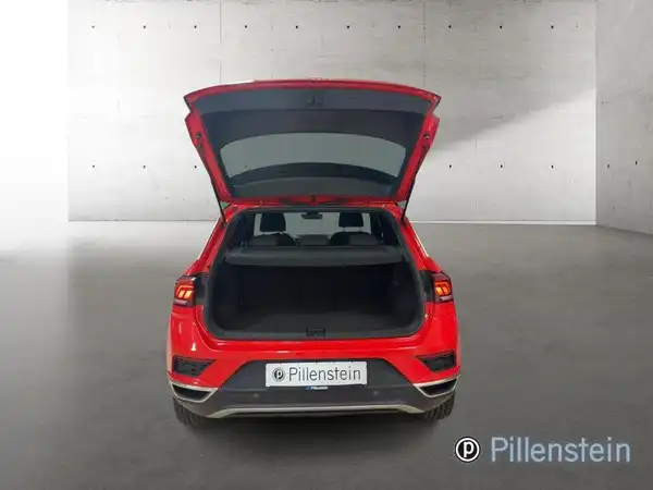 VW T-ROC (16/17)