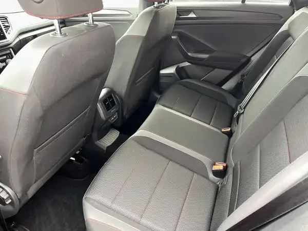 VW T-ROC (13/16)