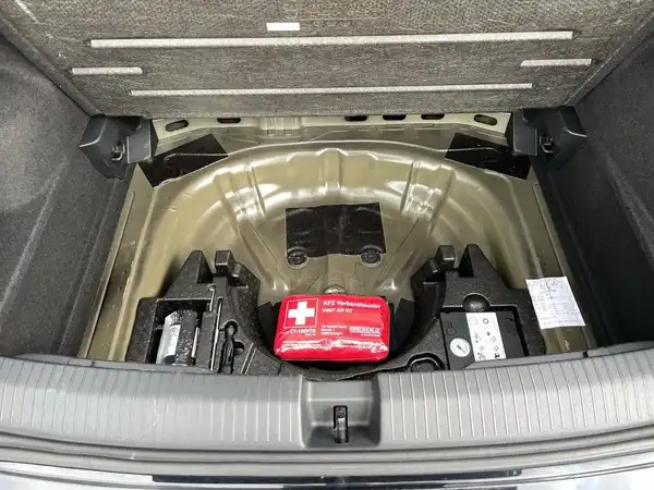 VW T-ROC (16/16)
