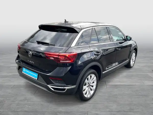 VW T-ROC (6/16)