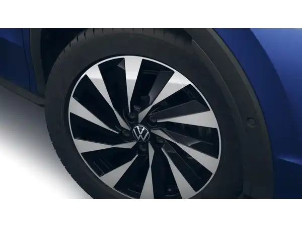 VW T-ROC (3/10)