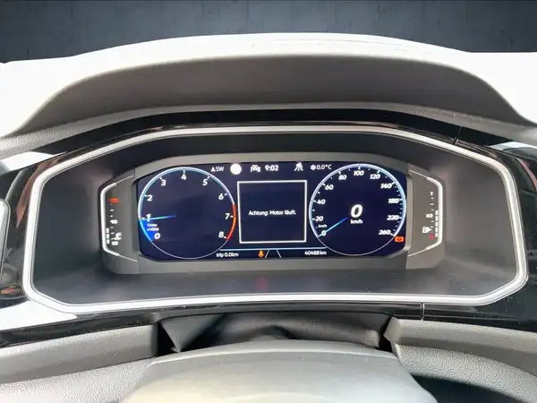VW T-ROC (11/19)