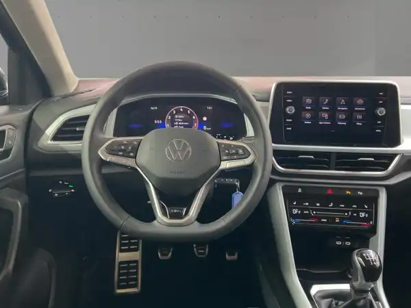 VW T-ROC (7/17)