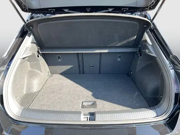 VW T-ROC (14/15)