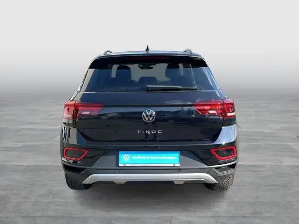 VW T-ROC (5/15)