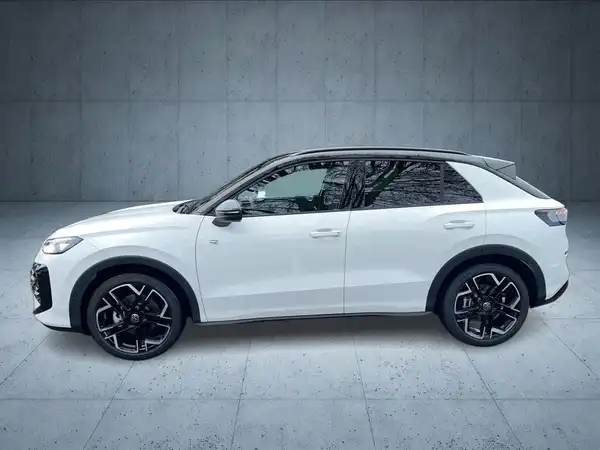 VW T-ROC (2/18)