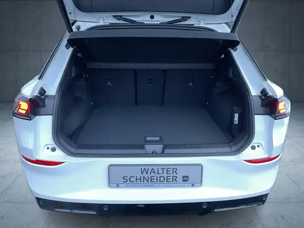 VW T-ROC (14/18)