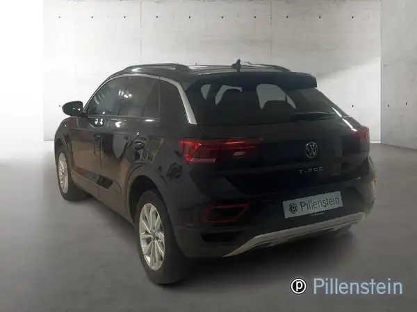 VW T-ROC (3/17)