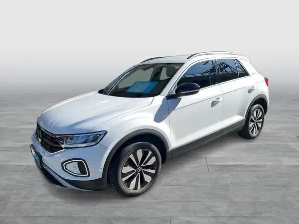 VW T-ROC (1/17)