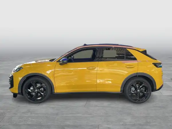 VW T-ROC (2/17)