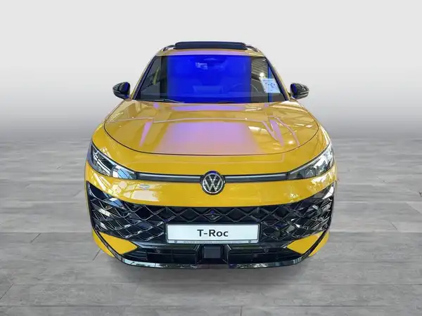 VW T-ROC (8/17)