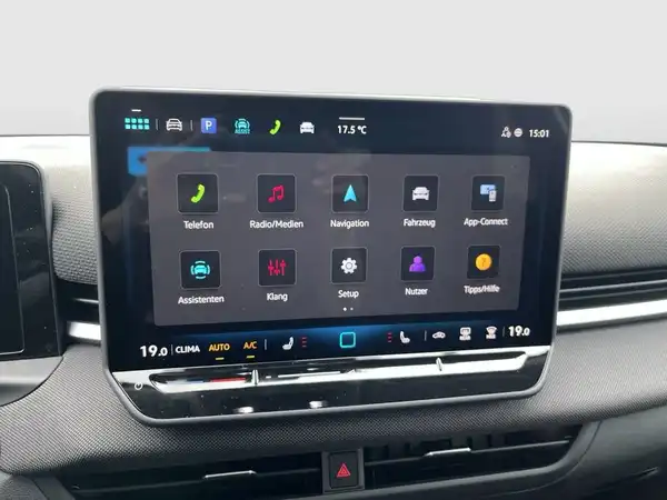 VW T-ROC (12/16)