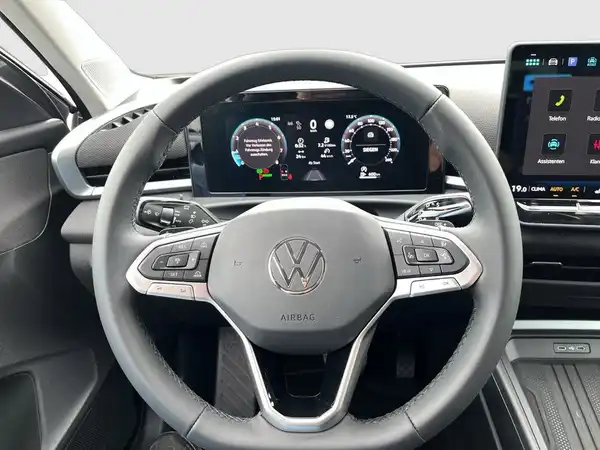 VW T-ROC (13/16)