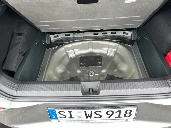 VW T-ROC (16/16)