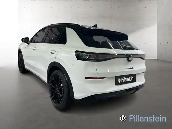 VW T-ROC (2/15)