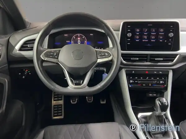 VW T-ROC (7/16)