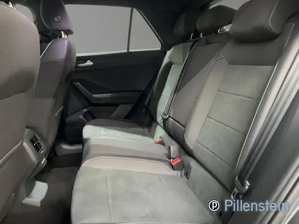 VW T-ROC (13/19)
