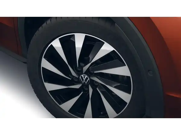 VW T-ROC (3/10)