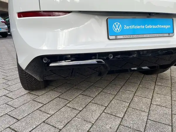 VW T-ROC (17/28)