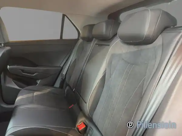VW T-ROC (13/14)