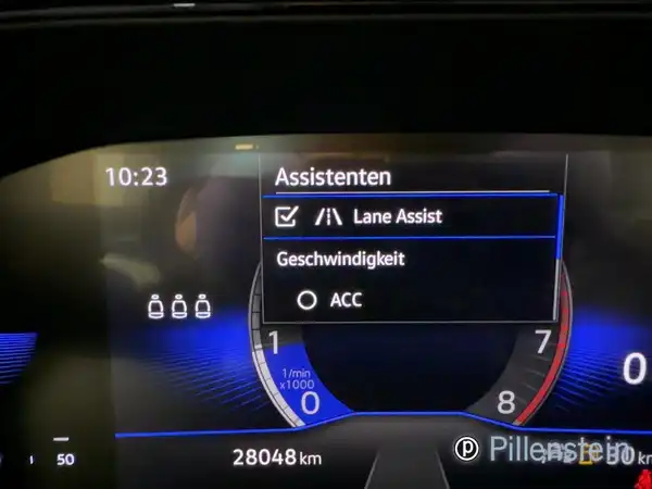 VW T-ROC (13/15)
