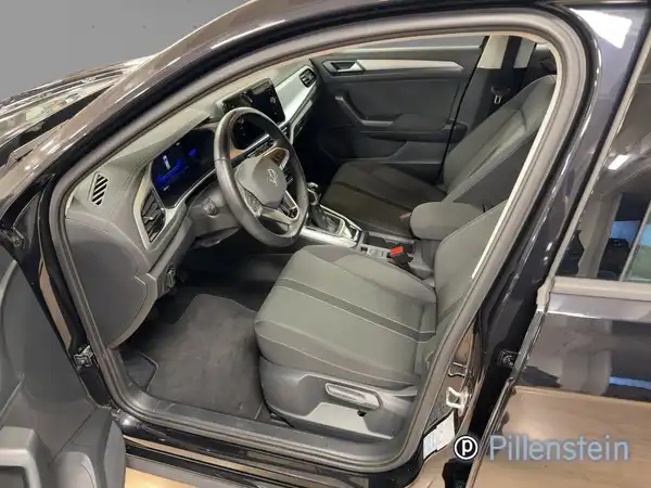 VW T-ROC (7/15)
