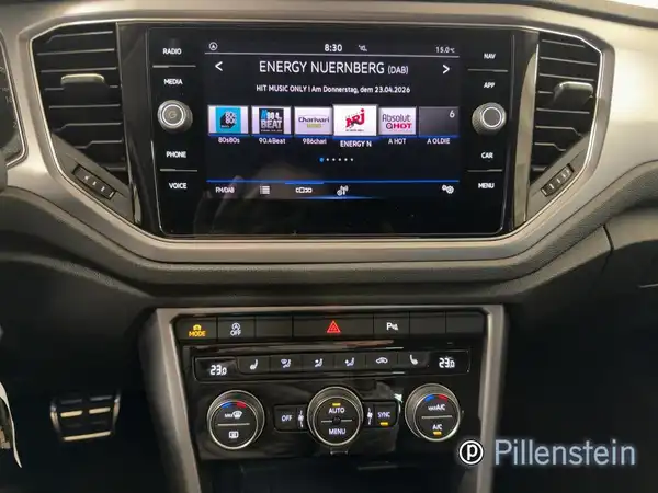 VW T-ROC (11/17)