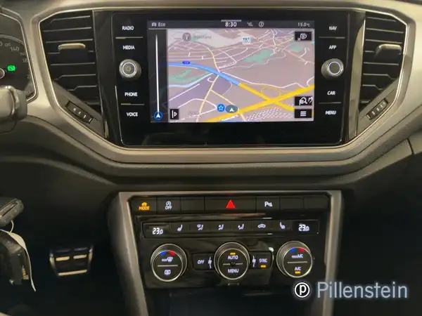 VW T-ROC (12/17)