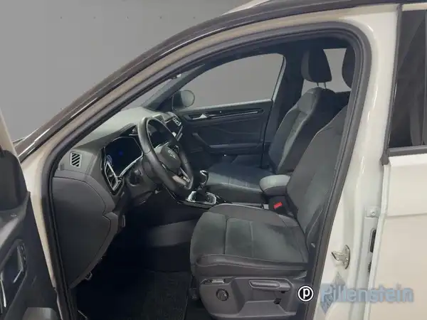 VW T-ROC (7/16)