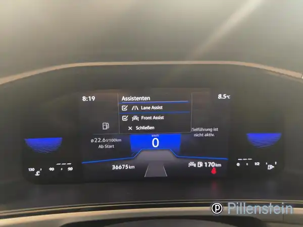 VW T-ROC (13/17)