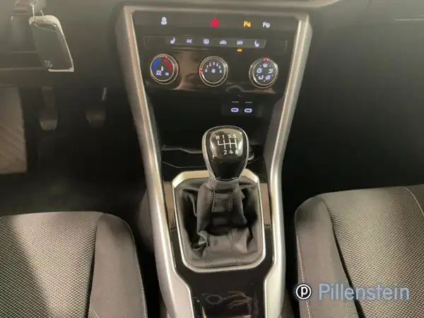 VW T-ROC (14/17)