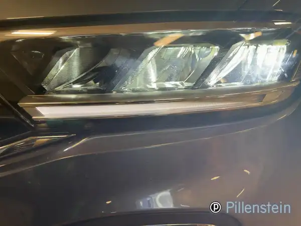 VW T-ROC (15/17)