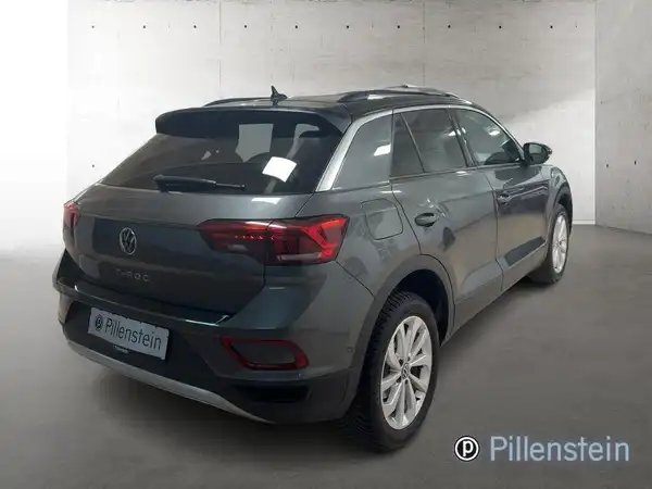 VW T-ROC (4/17)